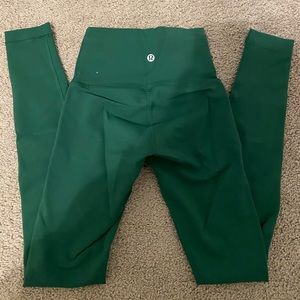 Lululemon 28" align leggings!!